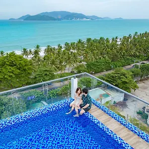 4* Hotell Azura Gold &
